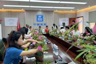 需要更多机会！惠特摩尔出场16分钟9中4拿到9分